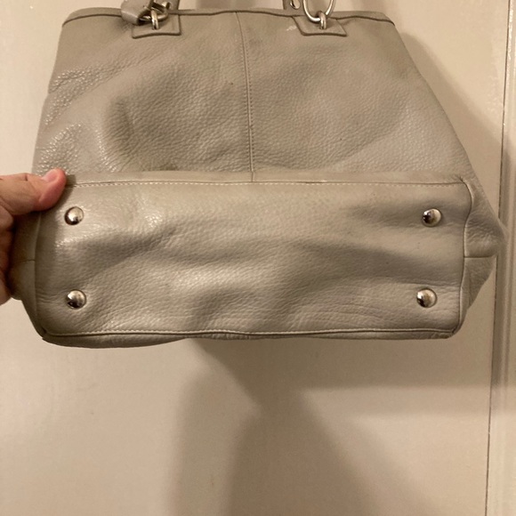 Coach Penelope Pebbled Leather Tote North South Taupe Ivory #C1282-F19264 - Picture 12 of 14